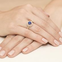 Małe zdjęcie Okrągły pierścionek z szafirem i brylantami 